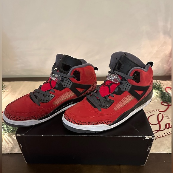 Authentic Jordan Spizike Size 11 - Picture 2 of 9